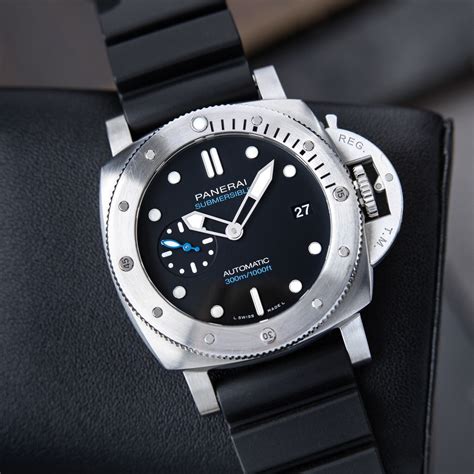 panerai dive watch blue